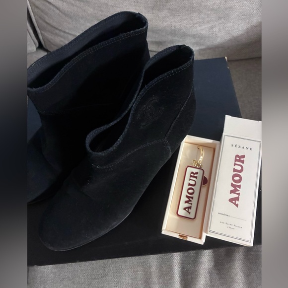 Sezane Other - 【RARE】Sezane BRAND NEW key rings and Boots